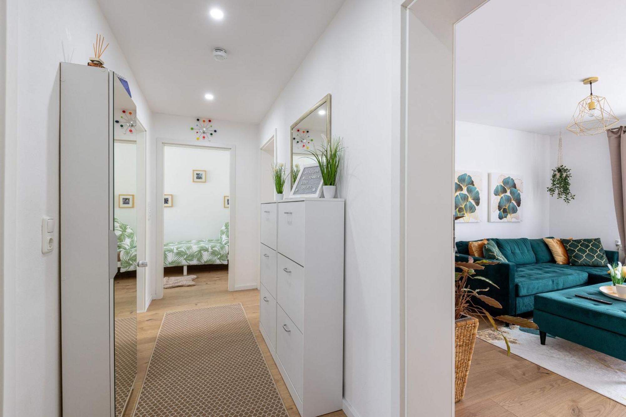 Schoenes, Modernes Apartment Mit Zwei Schlafzimmern - Zentral Mit Balkon Fuer 6 Personen مونتابور المظهر الخارجي الصورة